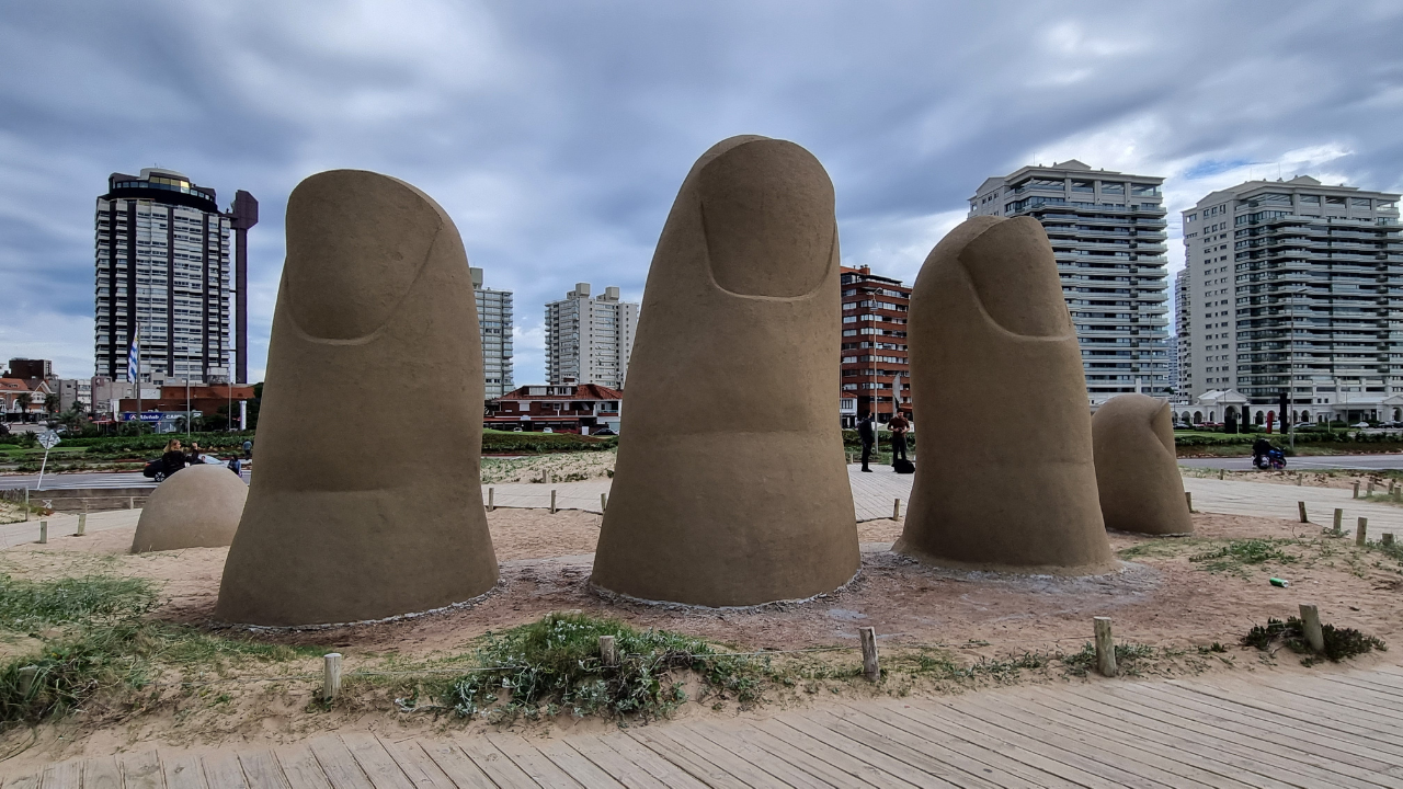 LA MANO, PUNTA DEL ESTE, URUGUAI